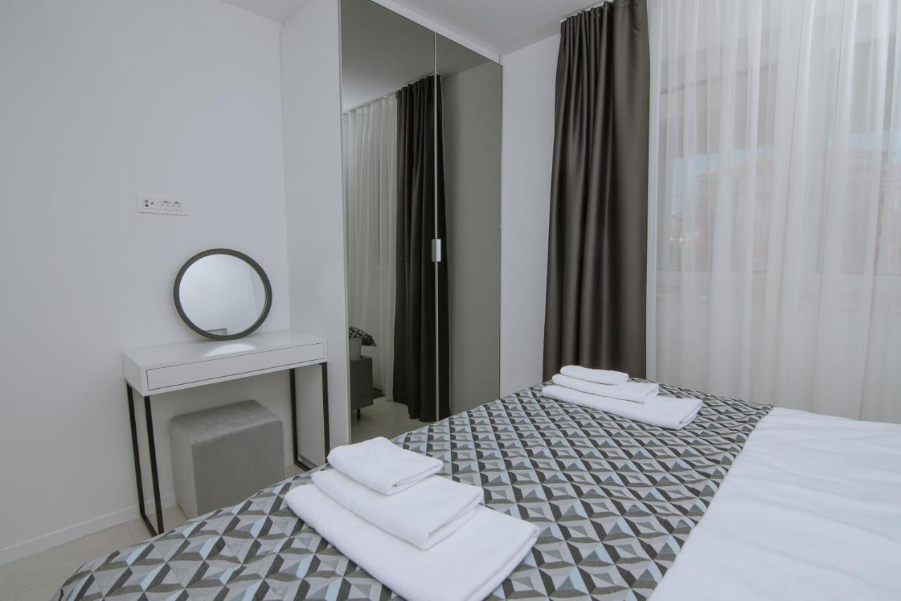 Apartments Adriatic Pearl Trogir Eksteriør billede